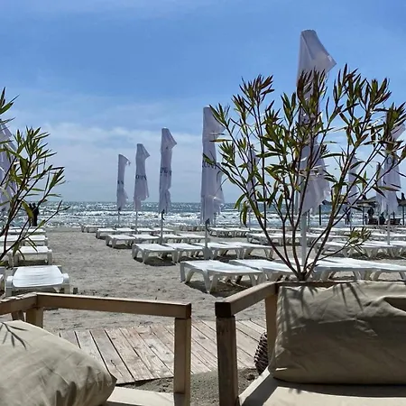 Apartment Sunrise By Astoria Mamaia Nord- Lidl Area